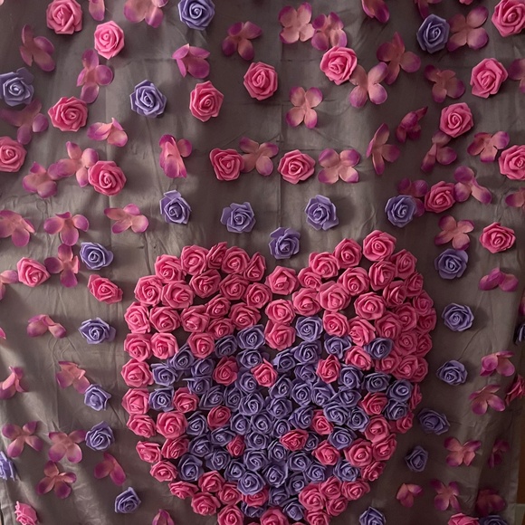 Handmade Flower wall/wedding backdrop/flower backdrop - Picture 3 of 4